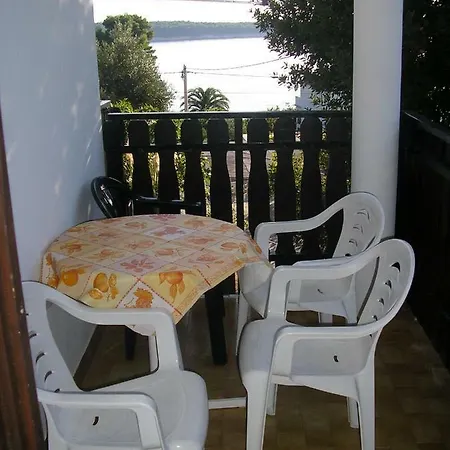 Apartmani Tariba Banjol Exterior foto