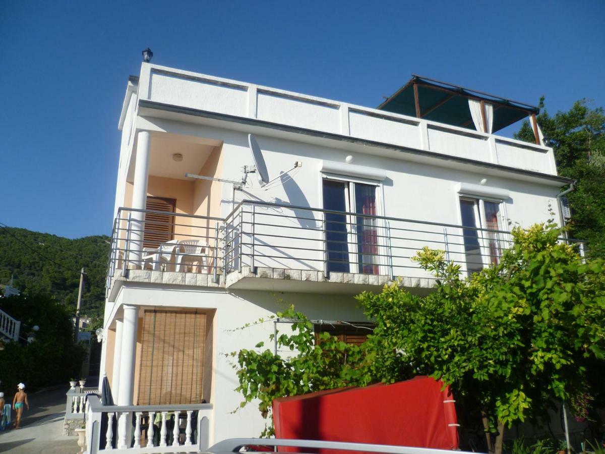Apartment Tariba